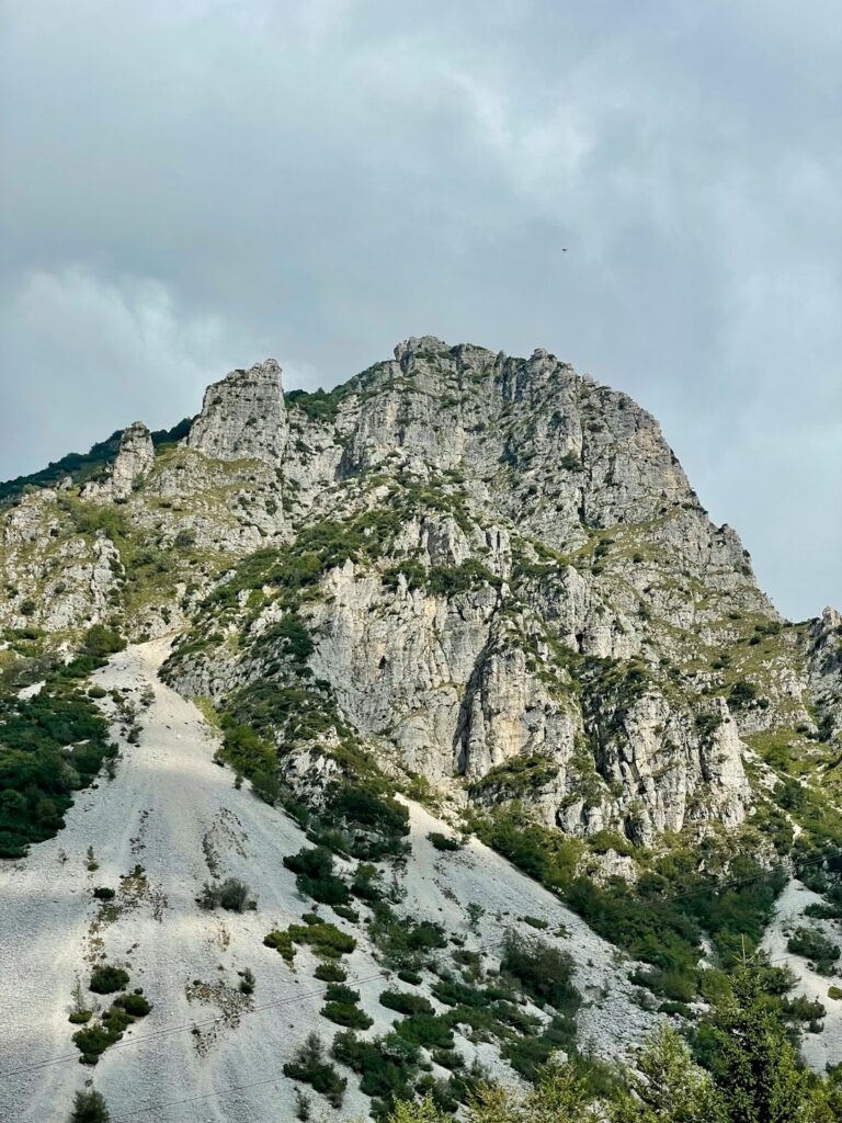 Mindfulness Contra o Burnout: Encontre Equilíbrio na Tempestade Moderna